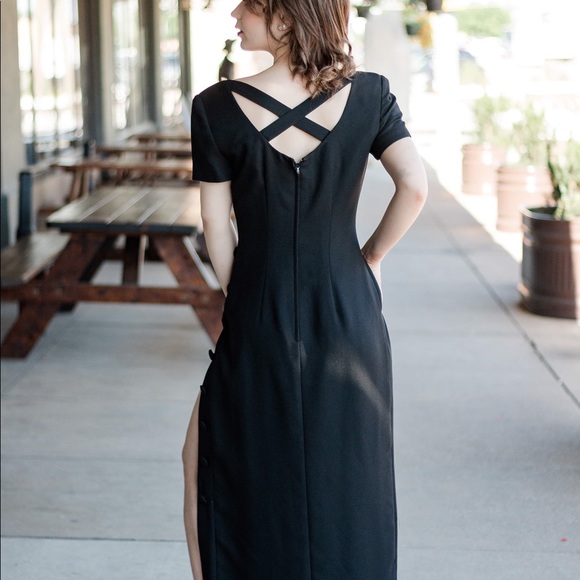 Cynthia Howie Black Maxi Dress - Picture 3 of 5